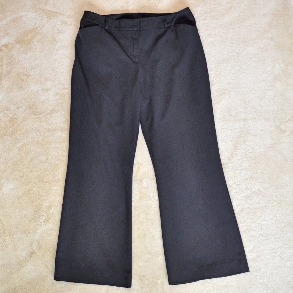 Black flat knit bellbottom dress pants 12